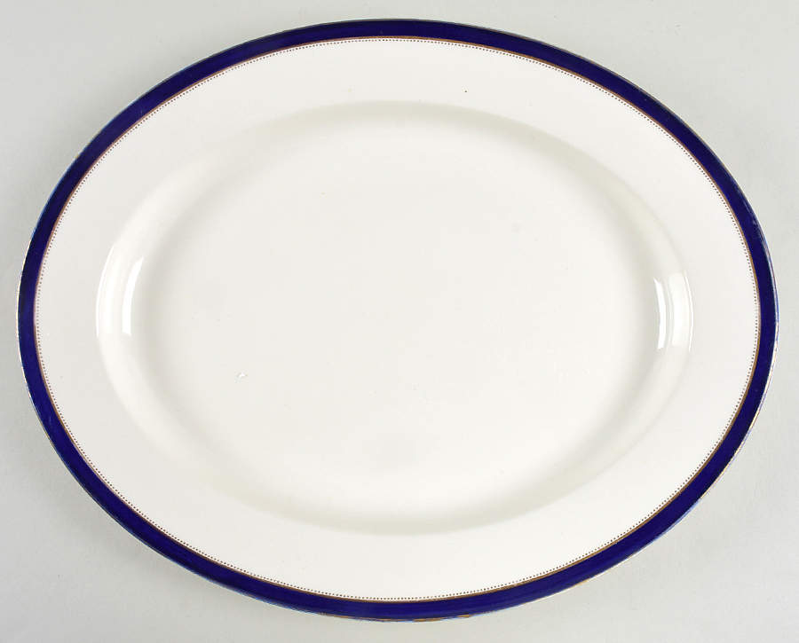 8181 15" Oval Serving Platter by Royal Worcester-1