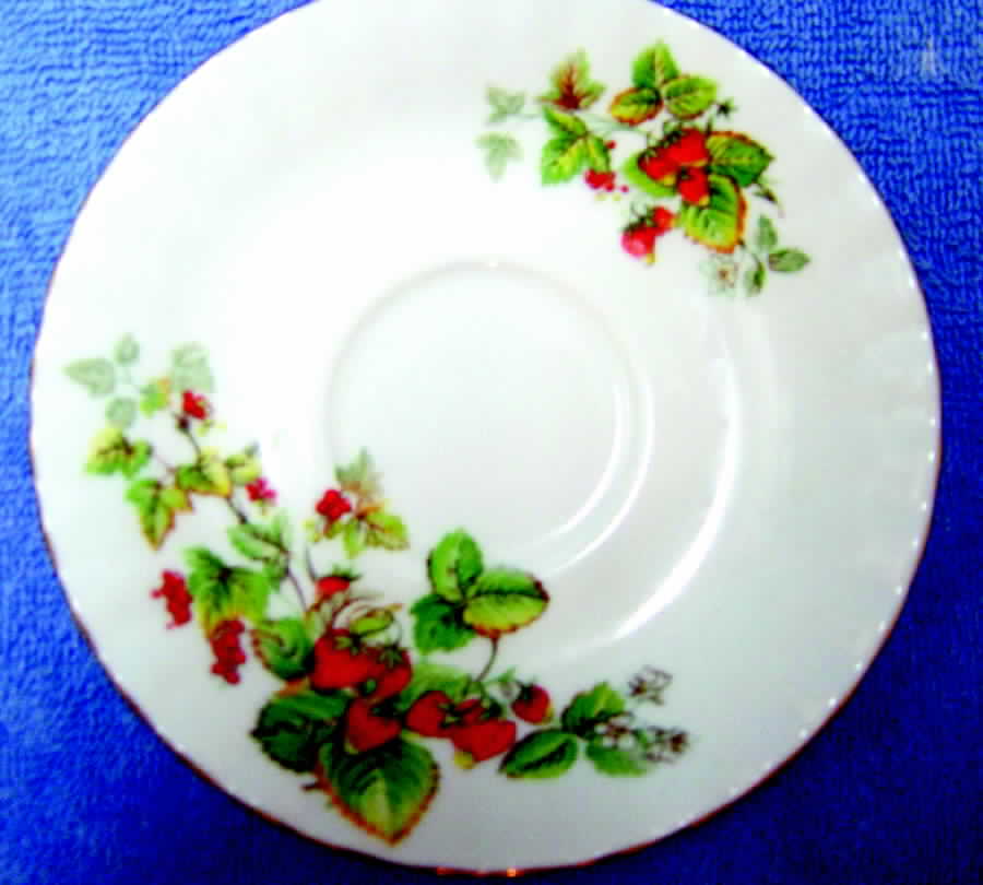 ROA150 Saucer by Royal Albert-1