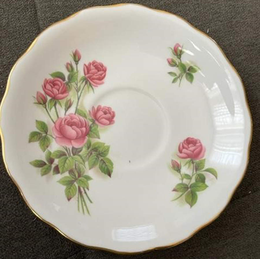 RVA53 Saucer by Royal Vale-1