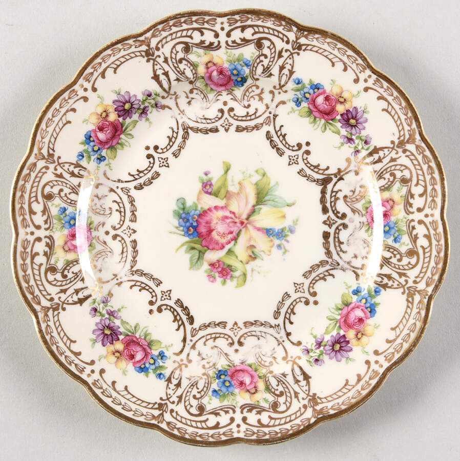 7794 Bread & Butter Plate by Royal Bayreuth-1