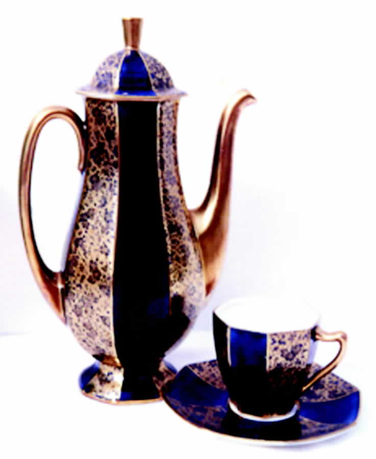 H4058 Mini Coffee Pot & Lid by Royal Doulton-1