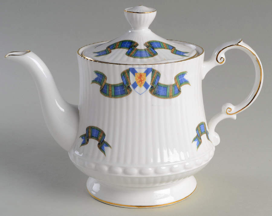 Nova Scotia Tartan Teapot & Lid by Rosina-Queens-1