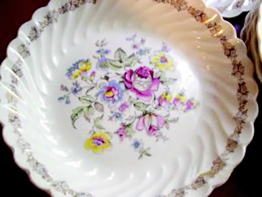 Mission Rose (Filigree) Dinner Plate by Royal (USA)-1