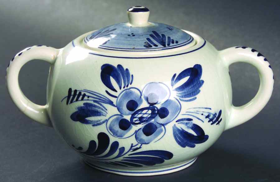 Delfts Blauw Sugar Bowl & Lid by Regina (Holland)-1