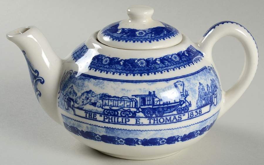 Baltimore and Ohio Railroad Blue Mini Teapot & Lid by Shenango-1