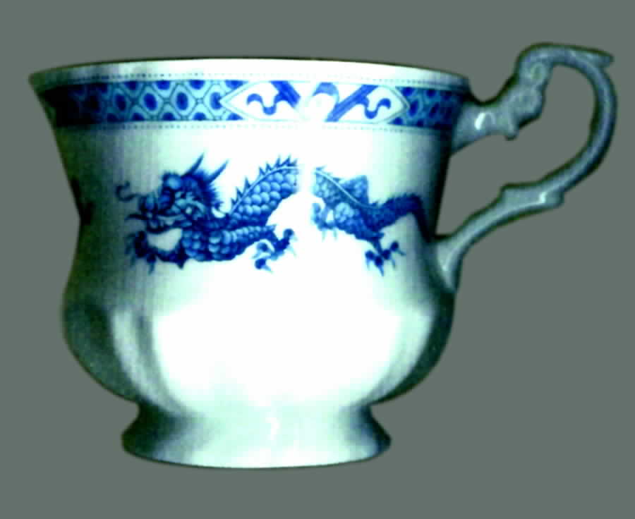 RIA49 Footed Cup by Rosina-Queens-1