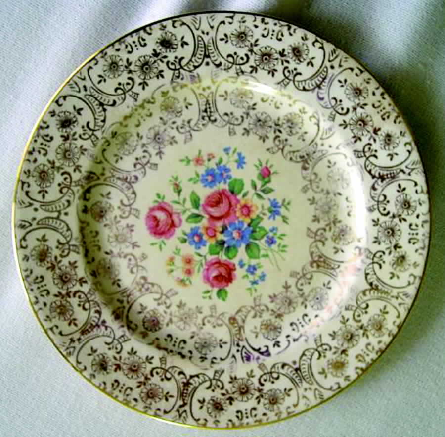 RYL219 Salad Plate by Royal (USA)-1