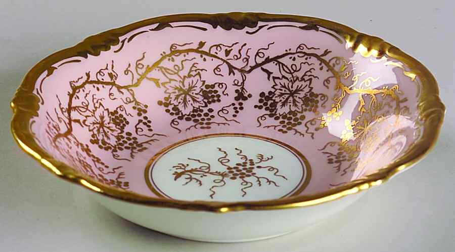 King's Plate Light Pink Fruit/Dessert (Sauce) Bowl by Royal Cauldon-1