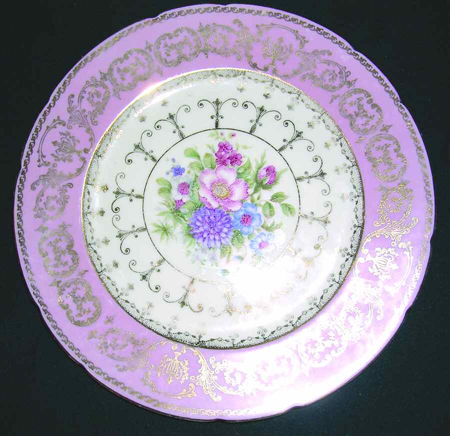 ROI57 Dinner Plate by Royal Ivory (Czech, Germany)-1