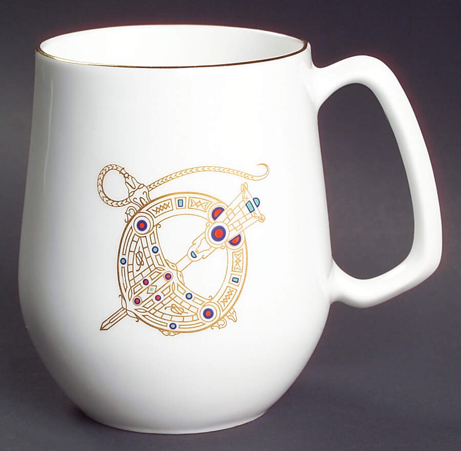 Tara Brooch (Smooth) Mug by Royal Tara-1