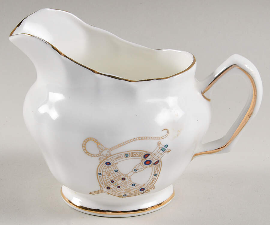 Tara Brooch (Smooth) Creamer by Royal Tara-1