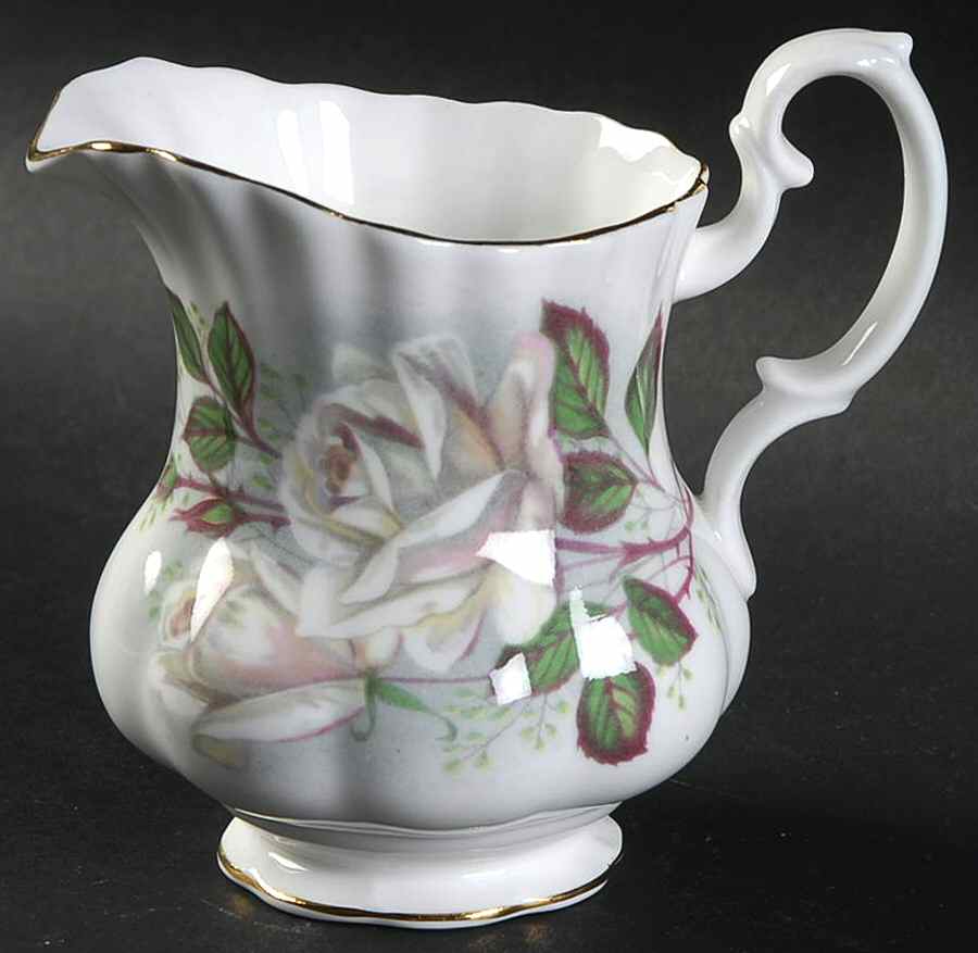 ROA156 Mini Creamer by Royal Albert-1