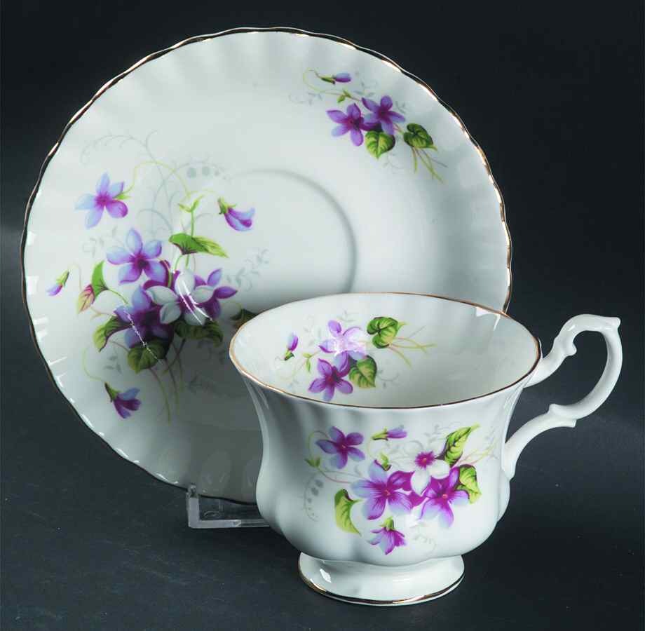 ROA157 Footed Cup & Saucer Set by Royal Albert-1