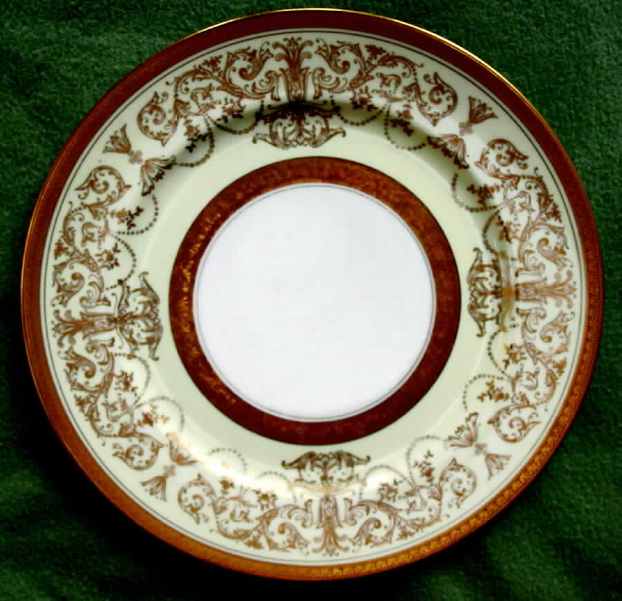 H3255 Dinner Plate by Royal Doulton-1