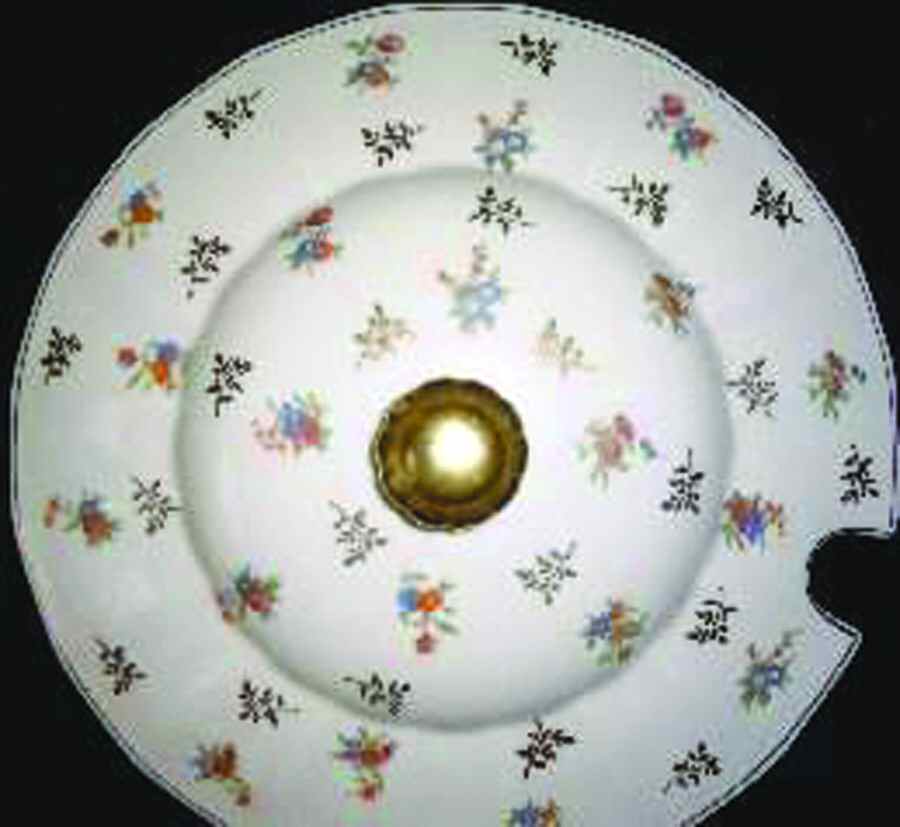 RYD49 Lid for Tureen by Raynaud-1