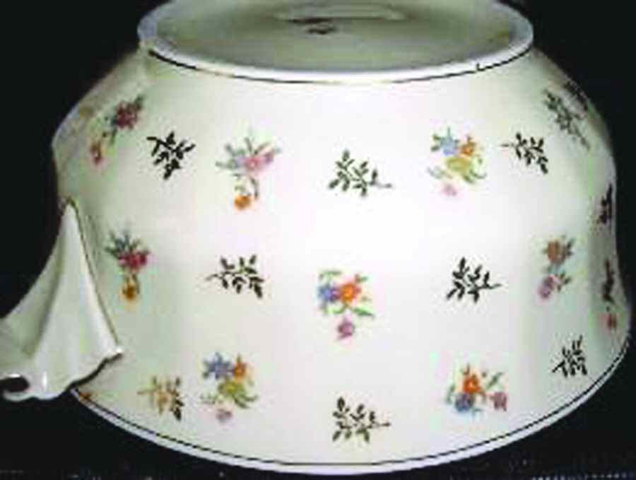 RYD49 Tureen No Lid by Raynaud-1
