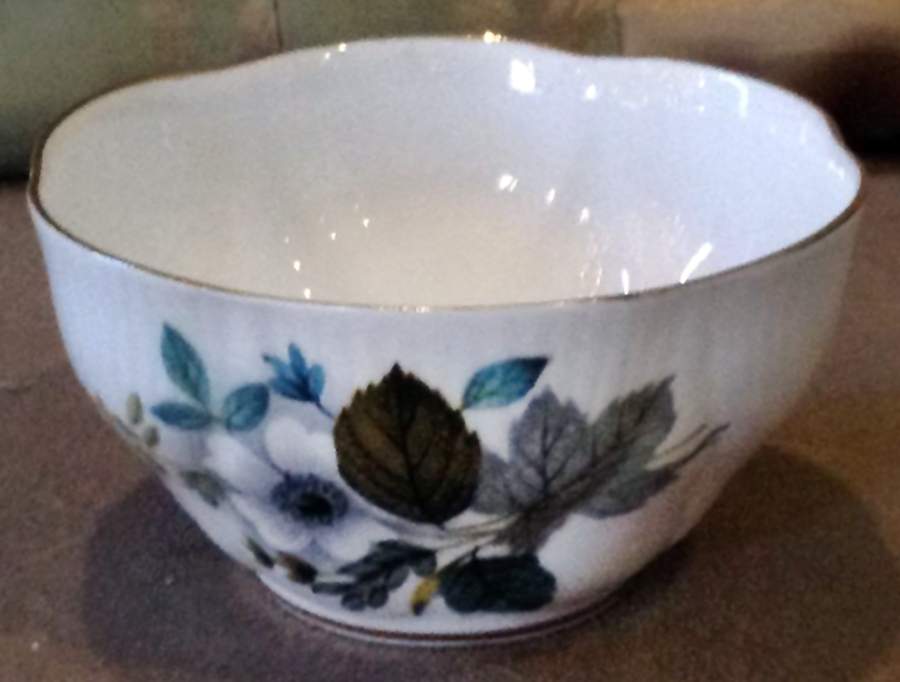 ROA159 Mini Open Sugar Bowl by Royal Albert-1