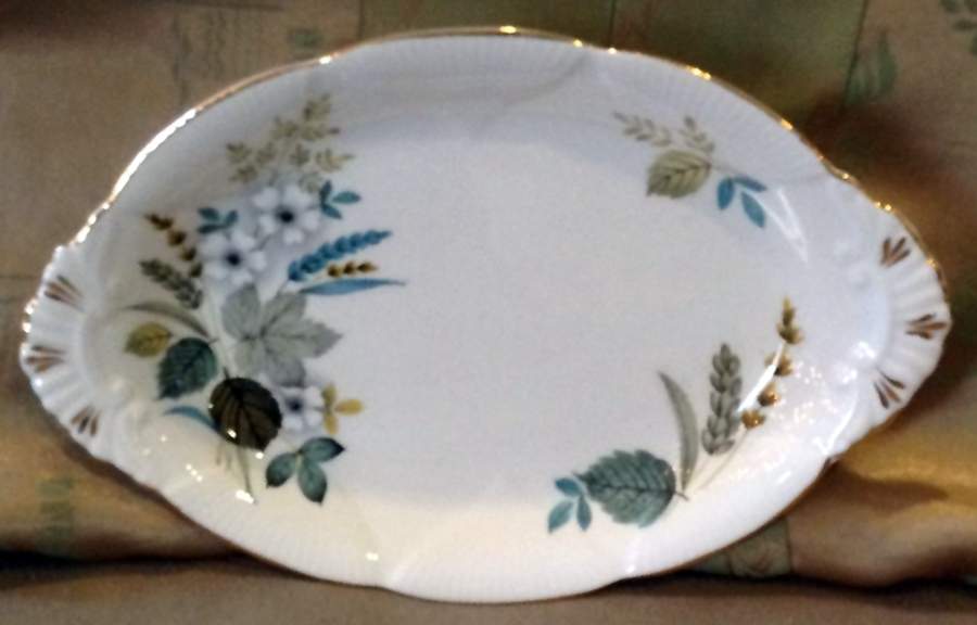 ROA159 Tray for Mini Creamer & Open Sugar by Royal Albert-1