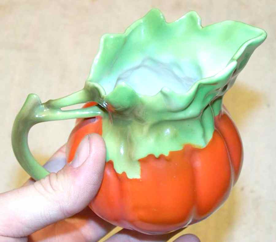 Tomato Mini Creamer by Royal Bayreuth-1