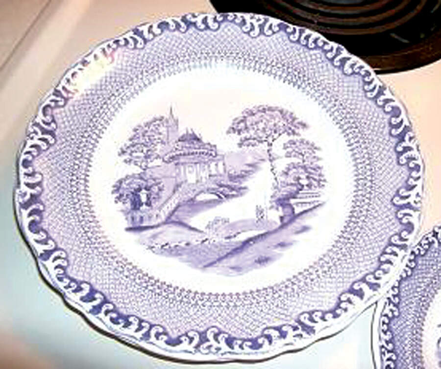 Spets Dinner Plate by Rorstrand-1