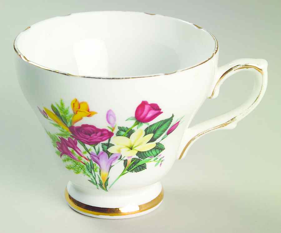 RKD1 Footed Cup by Royal Kendall-England-1