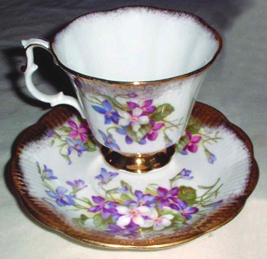 4464 Footed Cup & Saucer Set by Royal Albert-1