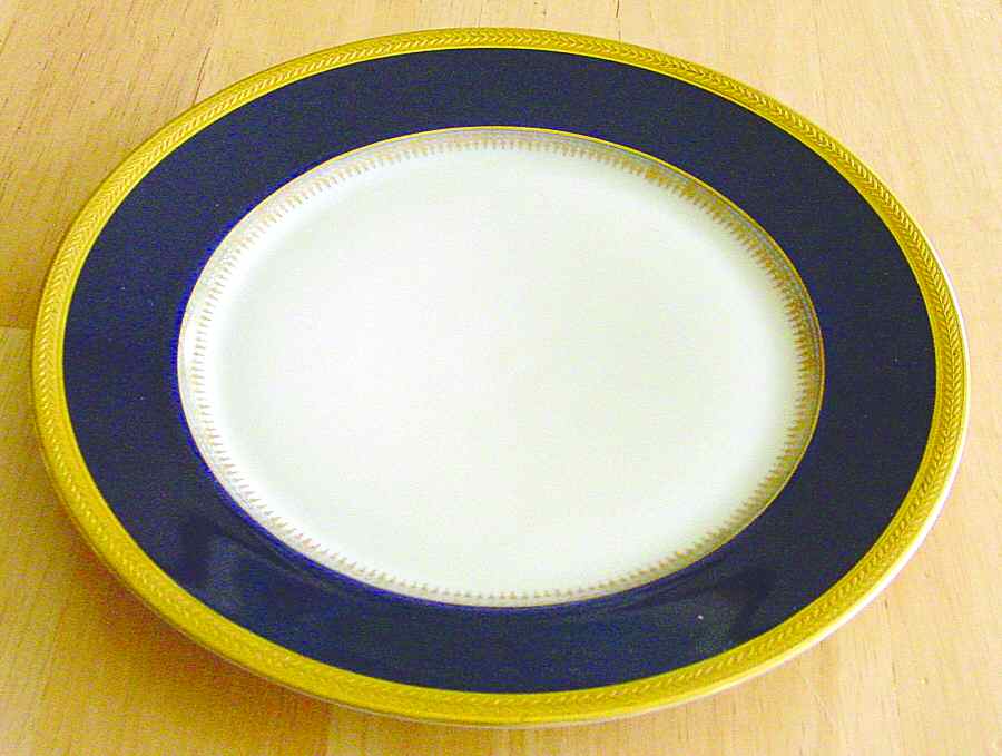 ROI59 Salad Plate by Royal Ivory (Czech, Germany)-1