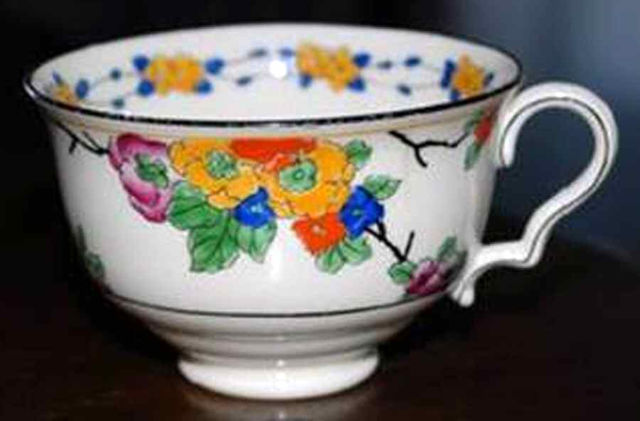 H2744 (Smooth) Footed Cup by Royal Doulton-1