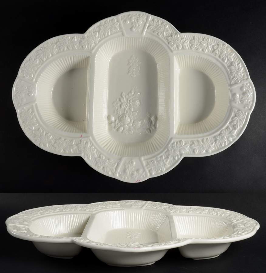 Old Country Roses (English Buffet Collection) 3 Part Rectangular Divided Server by Royal Albert-1