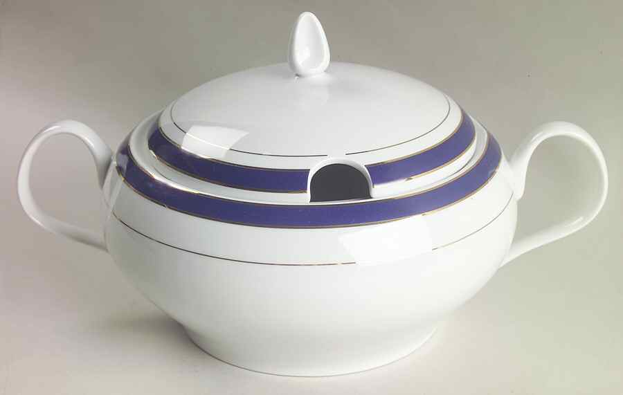 Sonata Tureen &  Lid by Royal Vienna (Austria-Poland)-1