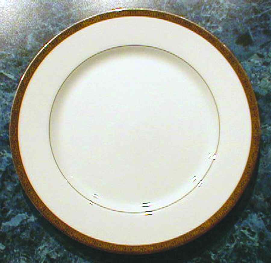 Kent Dinner Plate by Royal M-Mita-1
