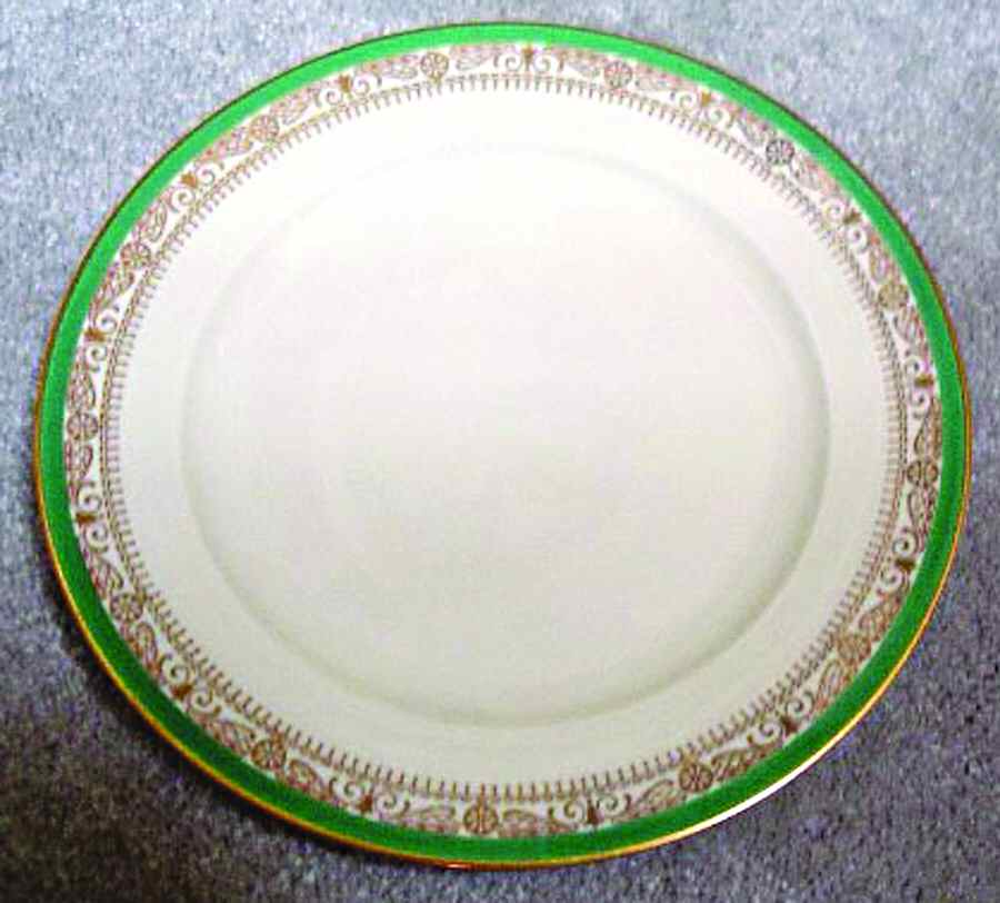 ROB343 Salad Plate by Royal Bayreuth-1