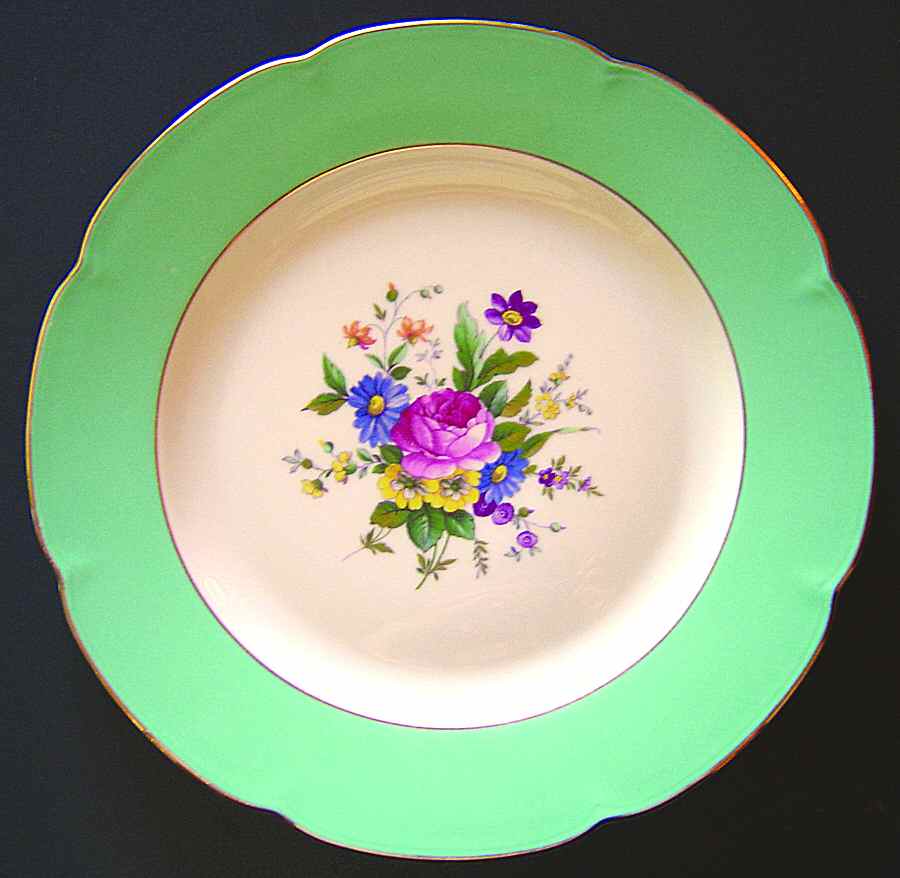 ROB344 Dinner Plate by Royal Bayreuth-1