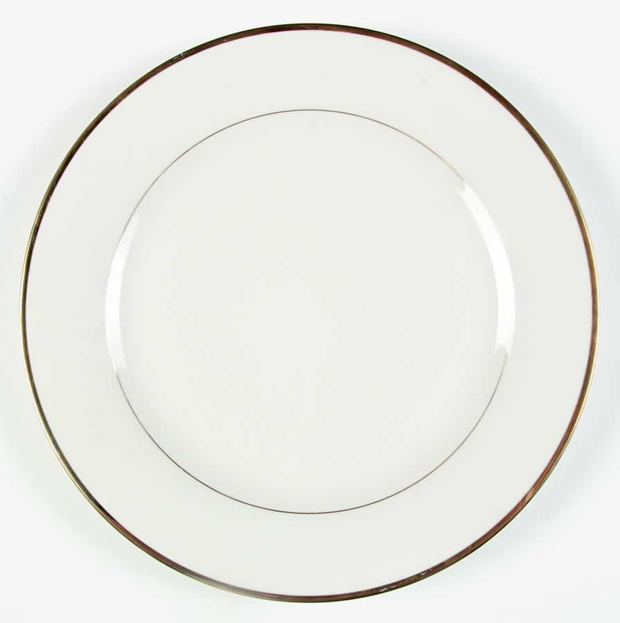 Socialite Dinner Plate by Royal Castle-1
