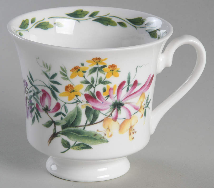 The Garden Footed Cup by Royal Horticultural-1