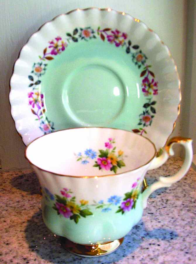 4362 Footed Cup & Saucer Set by Royal Albert-1