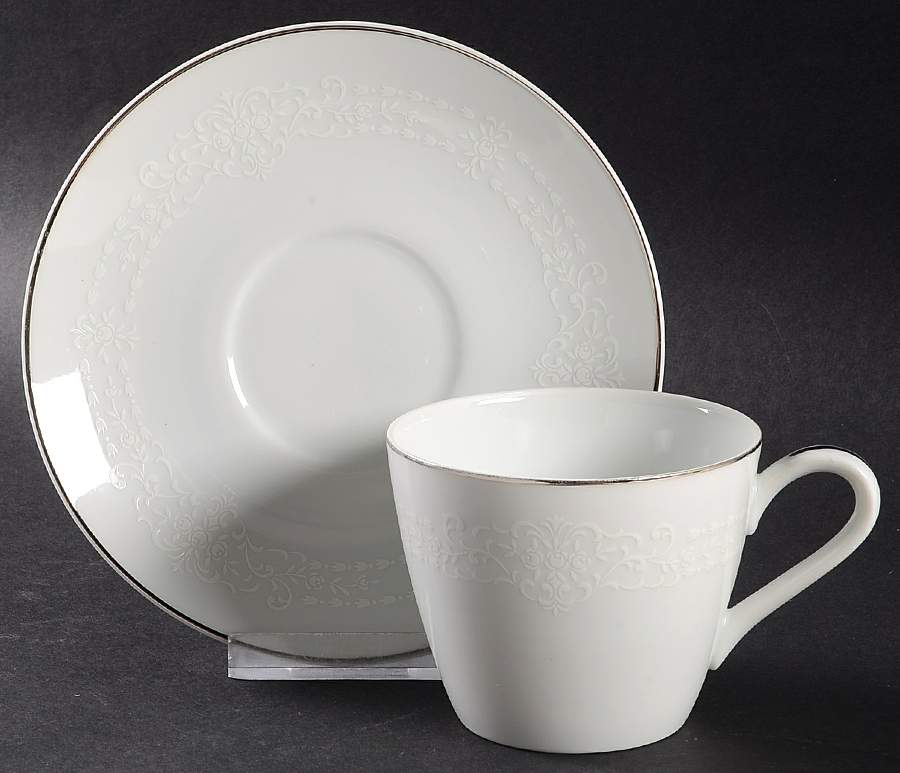 Adriana Flat Cup & Saucer Set by Rose (Japan)-1