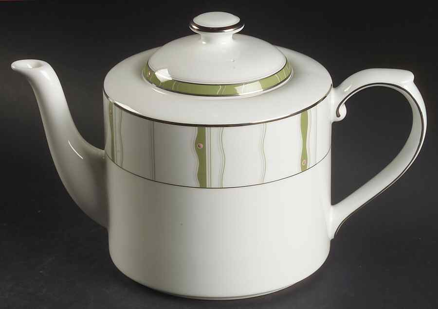 Daybreak Teapot & Lid by Royal Doulton-1