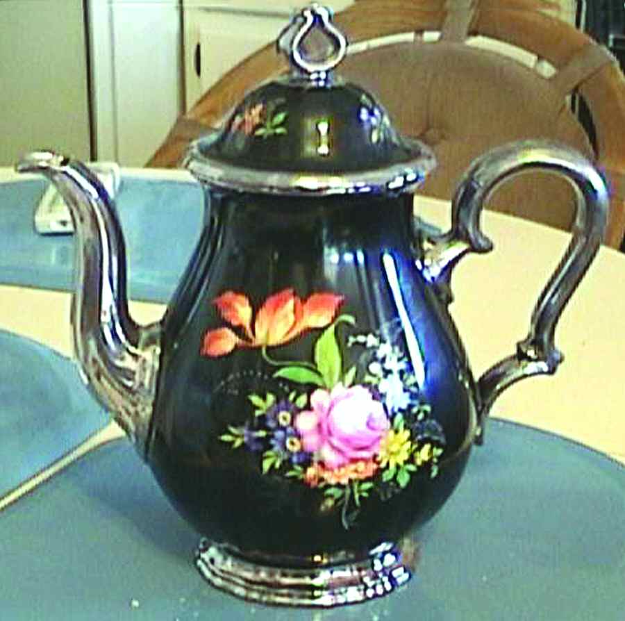R1527 Coffee Pot & Lid by Rosenthal - Continental-1