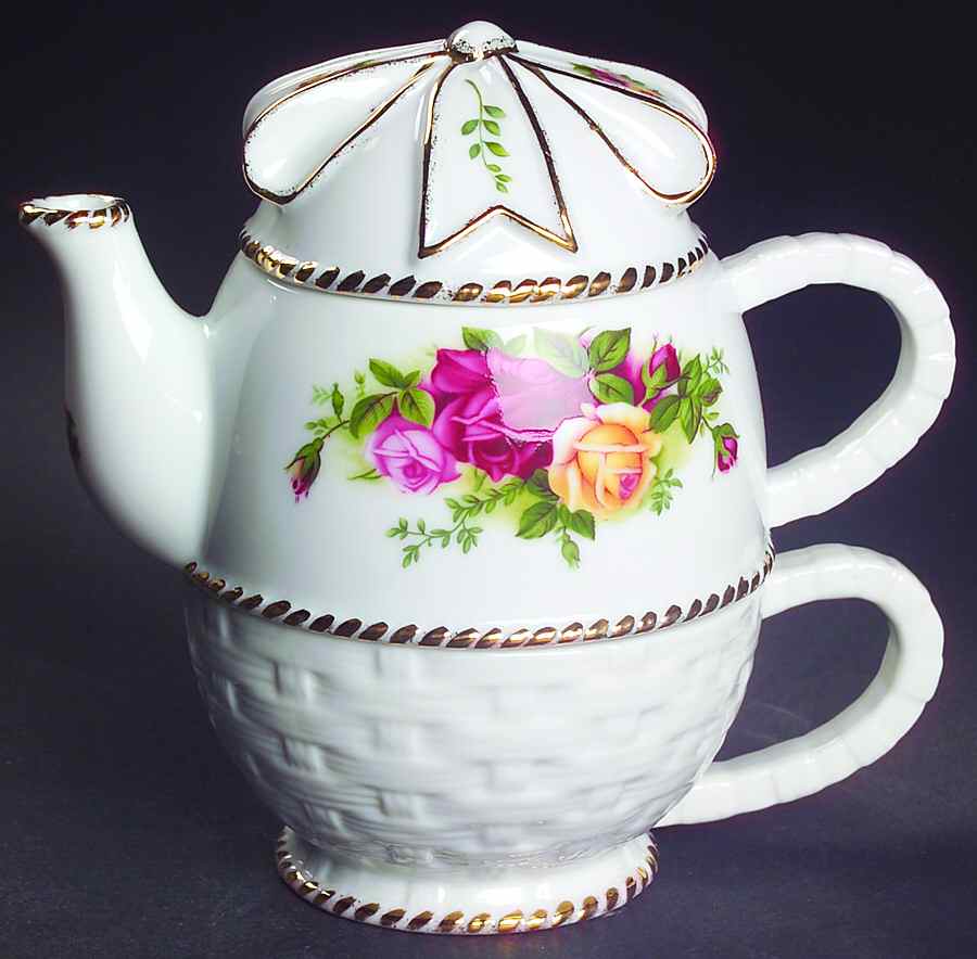 Old Country Roses Individual Teapot & Lid with Cup by Royal Albert-1