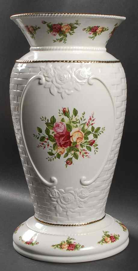 Old Country Roses 14" Cameo Vase by Royal Albert-1