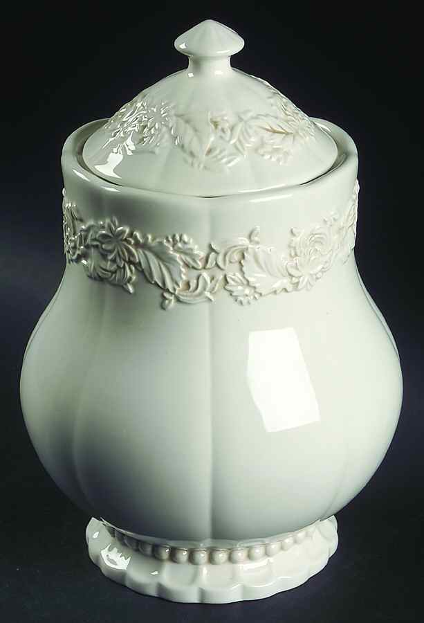 Hera Medium Canister & Lid by Roscher & Co-1