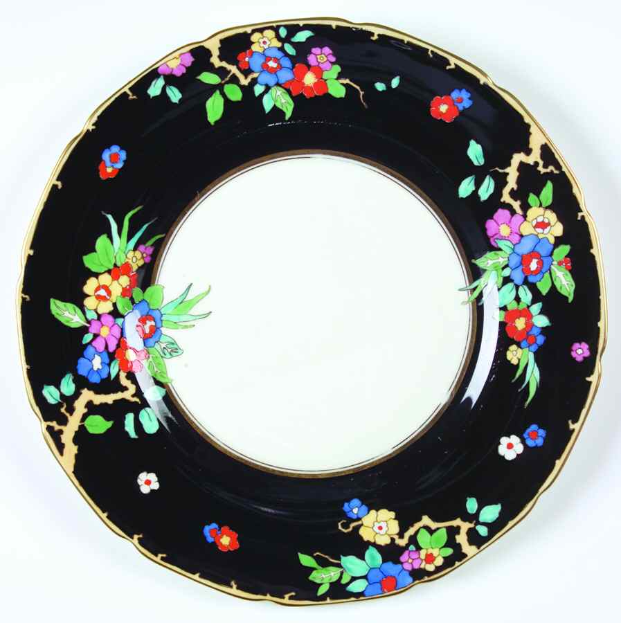 V1003 Dinner Plate by Royal Doulton-1