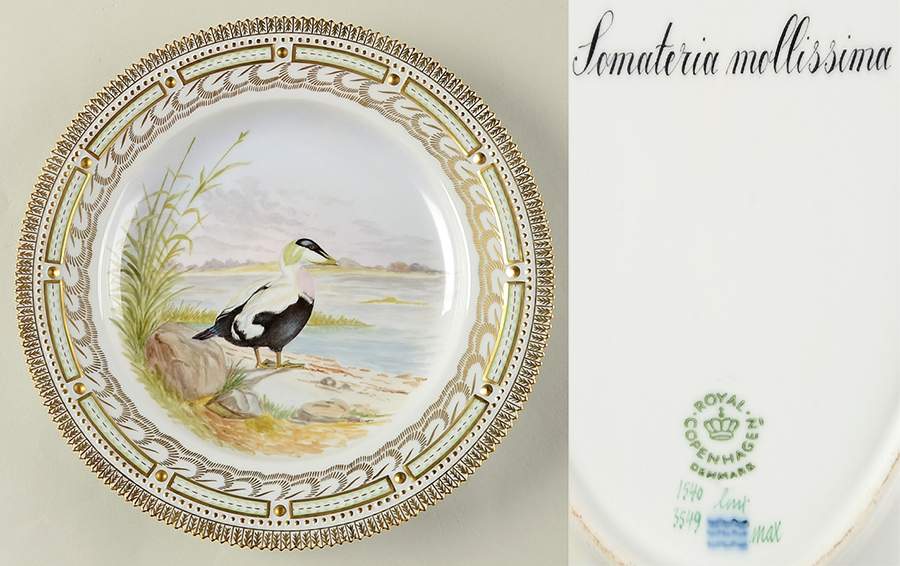 Flora Danica Game Series (Birds) Feathered Dinner Plate-Somateria mollissima/Elder by Royal Copenhagen-1
