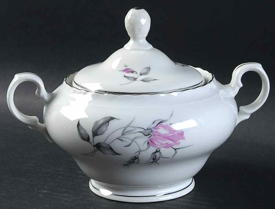 RBO11 Sugar Bowl & Lid by Royal Bohemian-1