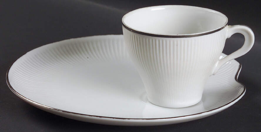Snowwhite Snack Plate & Cup Set by Rossini-1