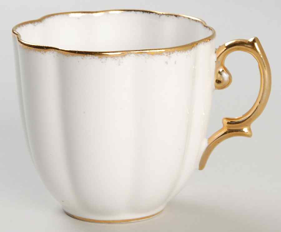 ROA172 Flat Demitasse Cup by Royal Albert-1