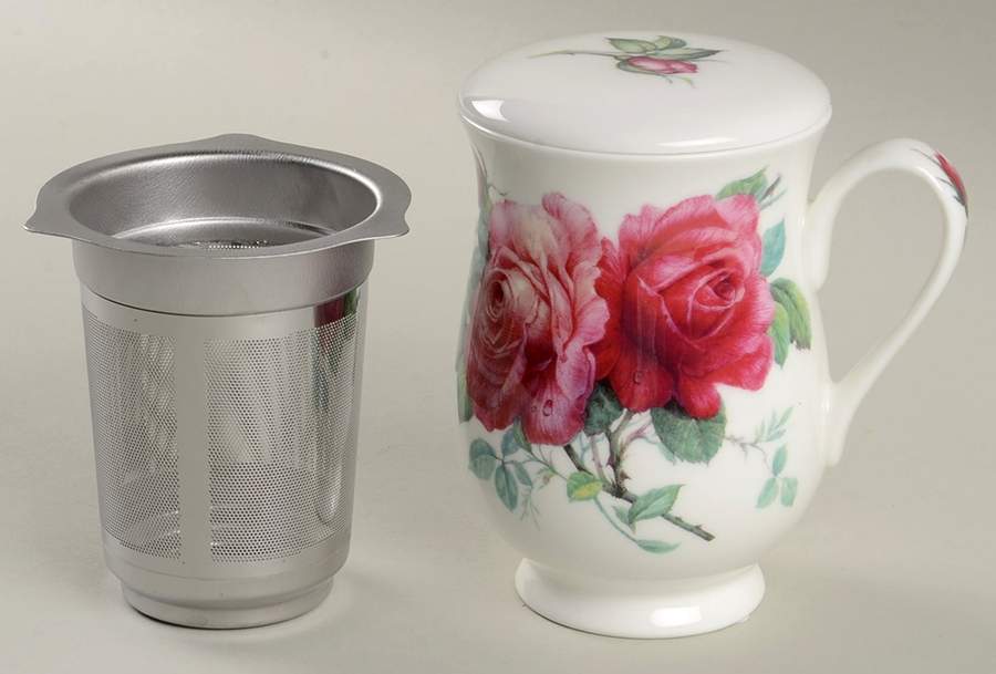 English Rose (Ribbed, No Trim) Eleanor Mug & Lid with Metal Infuser by Roy Kirkham-1