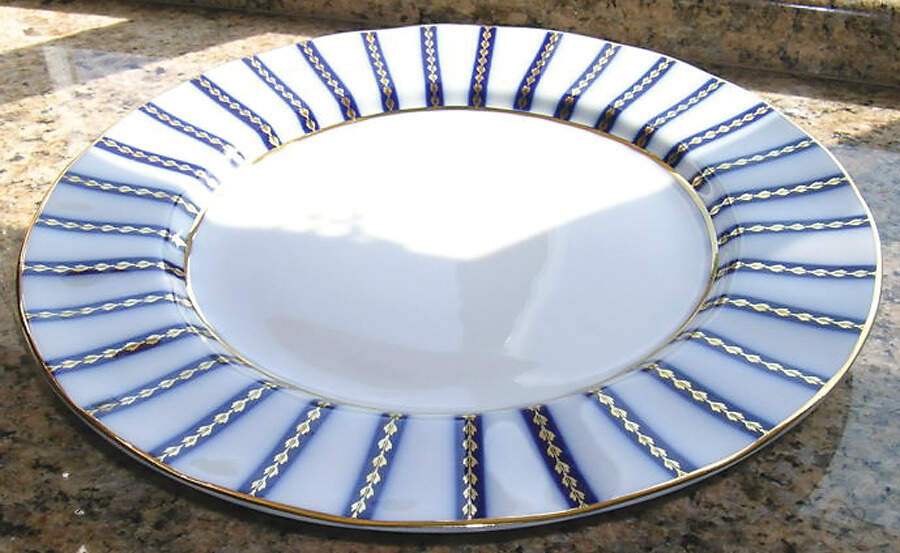 RDV2 Dinner Plate by Royal Danube-1