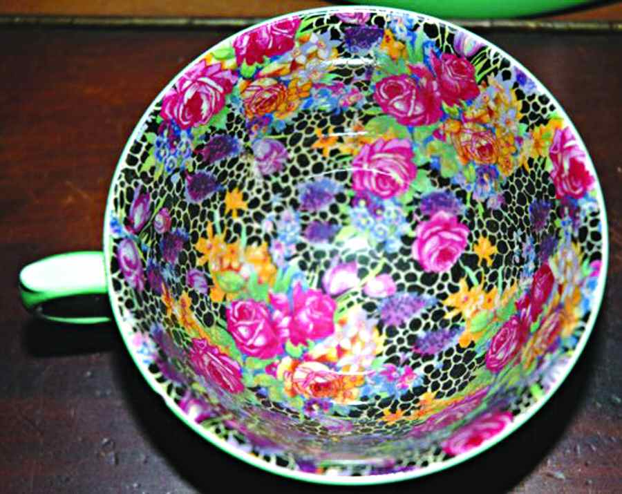 Hazel (Green) Footed Cup by Royal Winton-1